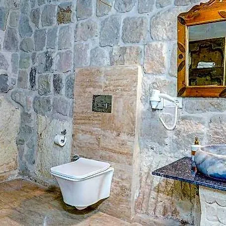 Nova Cave Отель 3*